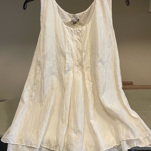 BUNDLED: J.JILL Beaded Top, PROSPECT Lace Body Suit, CALVIN KLEIN Oxford blouse. - Picture 4 of 15